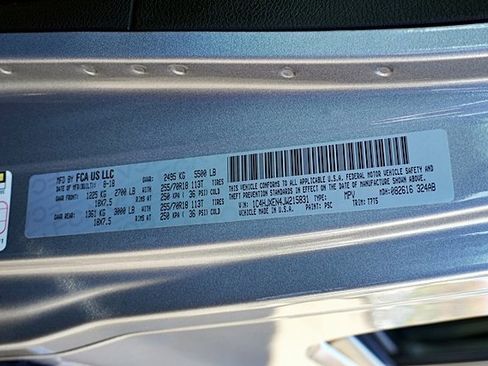 Used 2018 Jeep Wrangler Unlimited Sahara image 38