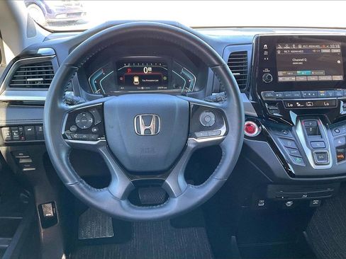 Used 2024 Honda Odyssey Touring image 8