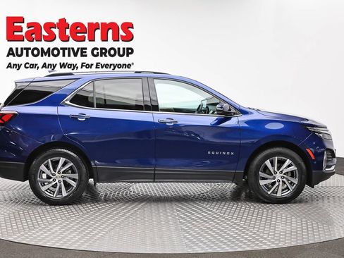 Used 2022 Chevrolet Equinox Premier AWD/4WD image 4