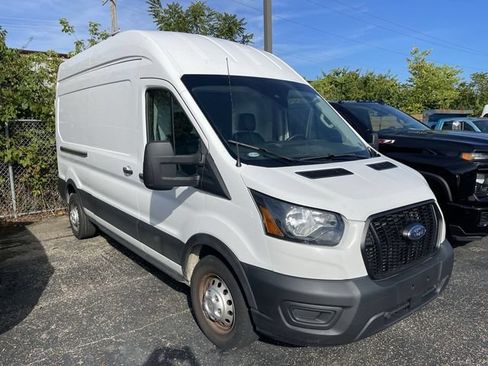 Used 2023 Ford Transit 250 148 High Roof AWD image 2