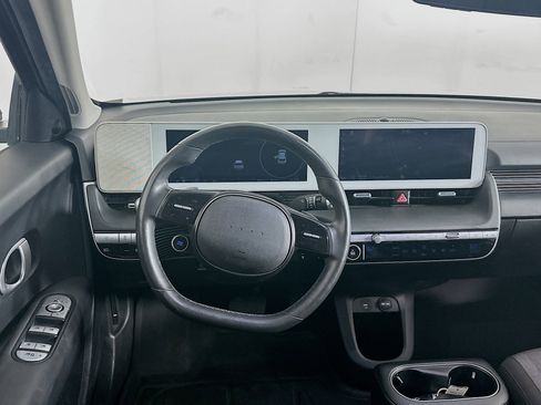 Used 2024 Hyundai Ioniq 5 SEL image 17