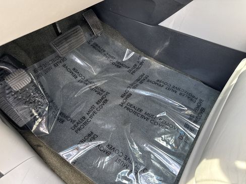 Used 2015 Honda Pilot Touring image 17