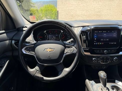 Used 2020 Chevrolet Traverse LT AWD/4WD image 13
