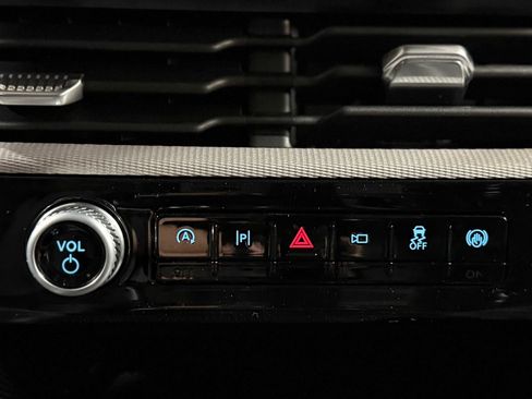 New 2026 Ford Explorer Active AWD/4WD image 97