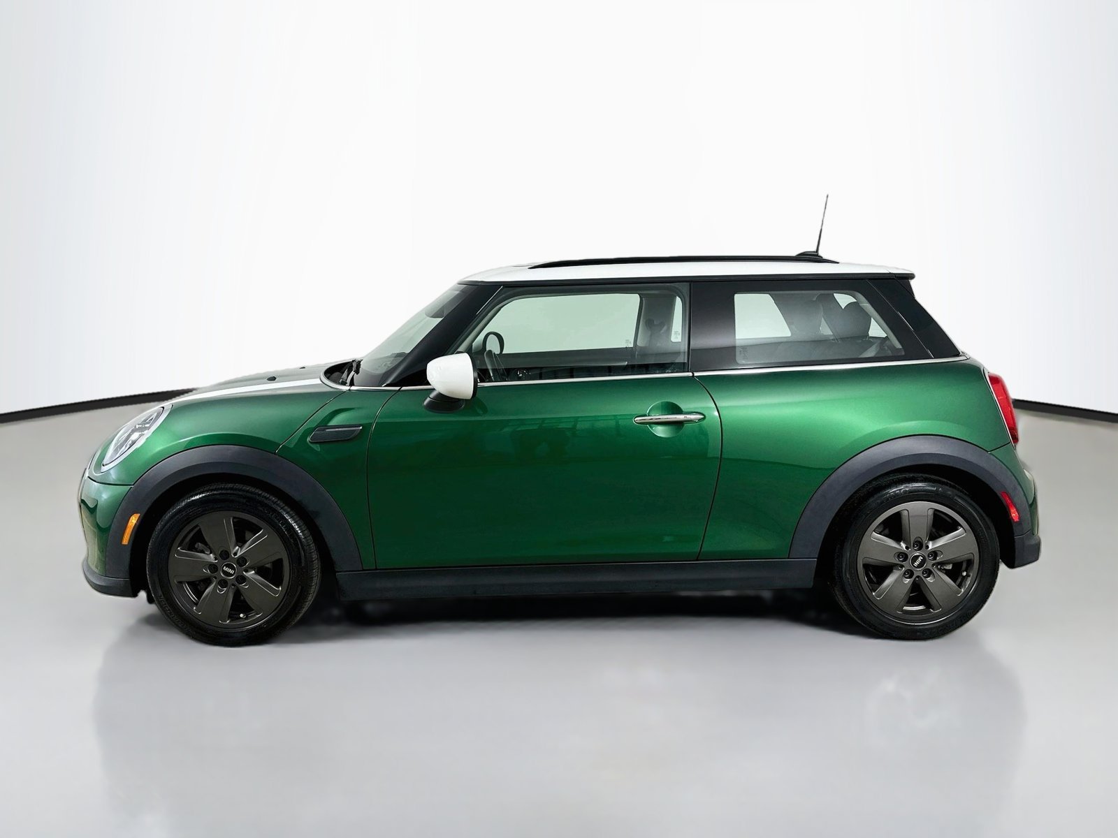 Certified 2023 MINI Cooper 2-Door Hardtop FWD image 8