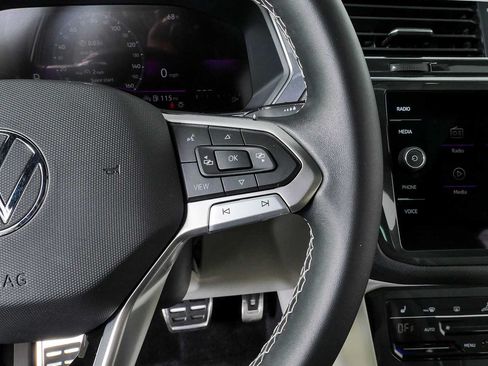 Certified 2023 Volkswagen Tiguan SE R-Line FWD image 13