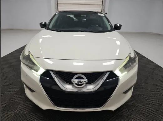Used 2017 Nissan Maxima Platinum FWD image 3