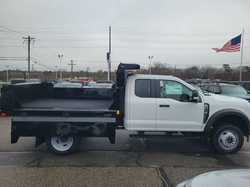 New 2025 Ford F450 XL w/ XL Chrome Package image 1