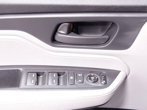Used 2020 Honda Odyssey EX image 24