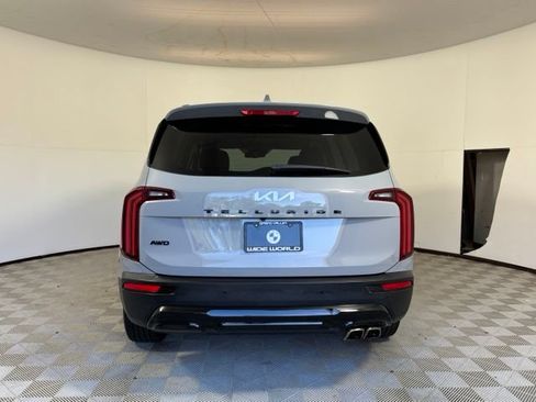 Used 2022 Kia Telluride EX w/ EX Premium Package AWD/4WD image 6