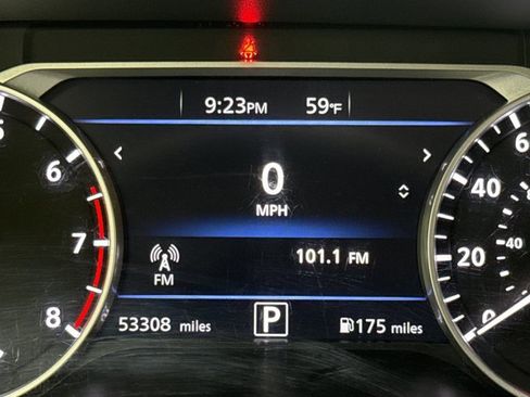 Used 2023 Nissan Sentra SV image 20