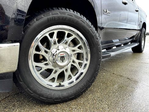 Used 2022 Chevrolet Silverado 1500 LTZ image 2