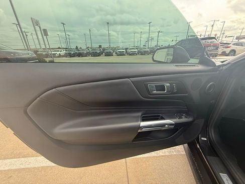 Used 2024 Ford Mustang GT Premium image 11