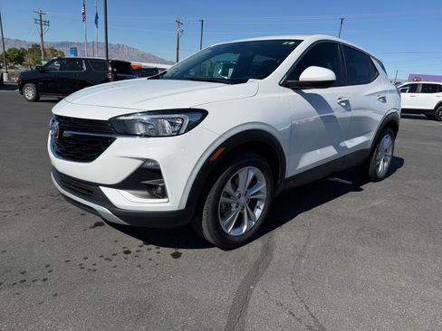 Used 2023 Buick Encore GX Preferred w/ Cold Weather Comfort Package image 7