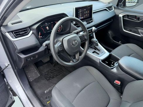 Used 2025 Toyota RAV4 LE FWD image 4