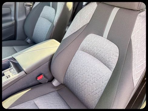 New 2026 Nissan Sentra SV w/ SV Convenience Package FWD image 20