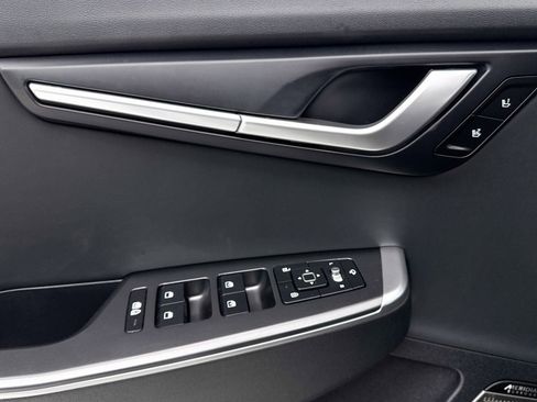 Used 2023 Kia EV6 Wind w/ Wind Technology Package image 29