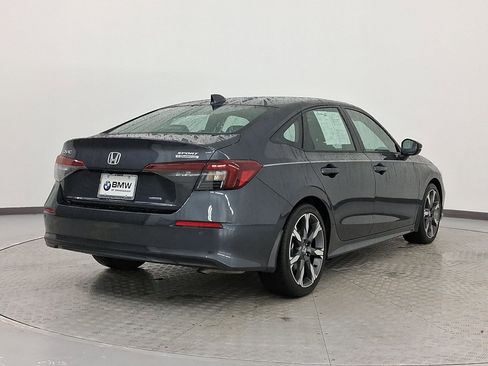 Used 2025 Honda Civic Sport Touring image 9