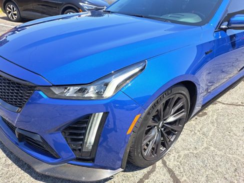 Used 2022 Cadillac CT5 V Blackwing w/ Carbon Fiber Package 2 RWD image 23