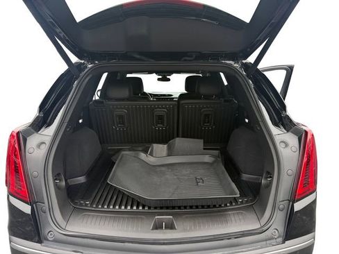 Used 2025 Cadillac XT5 Luxury w/ LPO, Floor Liner Package image 19