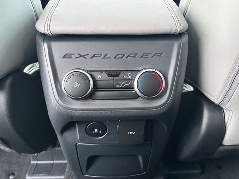 New 2026 Ford Explorer Active w/ Active Comfort Package image 21