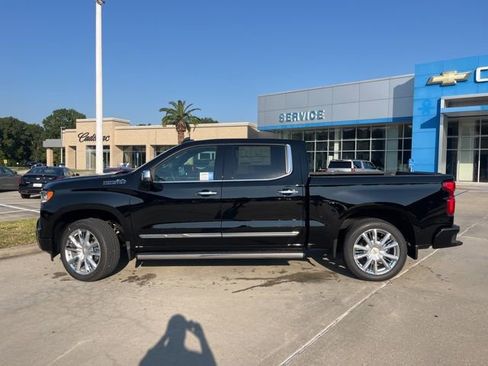 New 2026 Chevrolet Silverado 1500 High Country AWD/4WD image 4