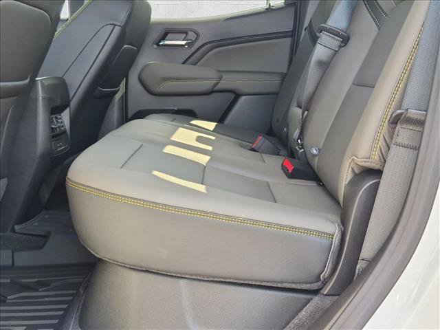 New 2026 Chevrolet Colorado ZR2 AWD/4WD image 16