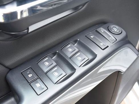 Used 2018 Chevrolet Silverado 1500 LT w/ All Star Edition image 13