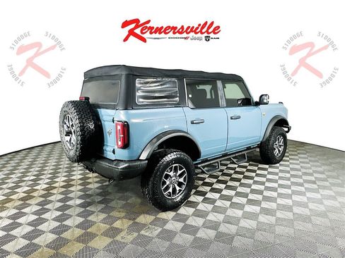 Used 2021 Ford Bronco Badlands image 7