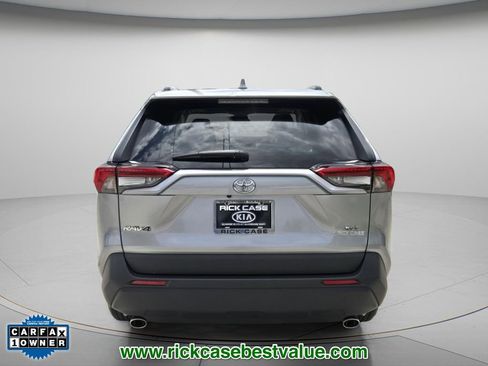 Used 2023 Toyota RAV4 XLE w/ Convenience Package image 6