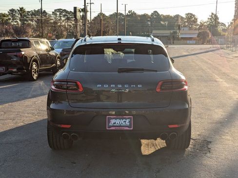 Used 2017 Porsche Macan S image 11