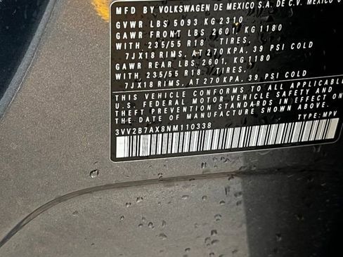 Used 2022 Volkswagen Tiguan SE image 34