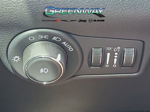 New 2026 Jeep Compass Latitude image 22