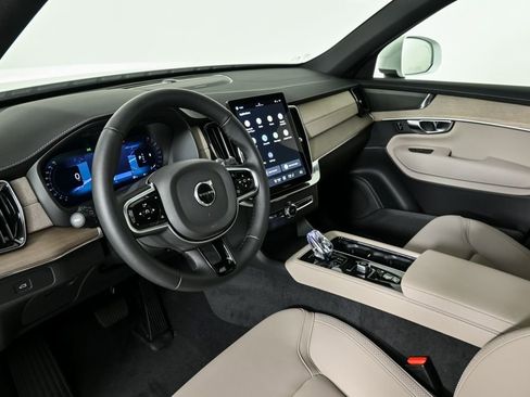 New 2026 Volvo XC90 B6 Plus w/ Protection Package Premier image 4