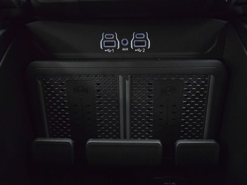 New 2026 RAM 2500 Laramie w/ Night Edition AWD/4WD image 22