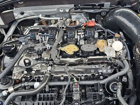 Used 2024 Volkswagen Golf R image 30