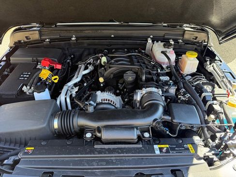 Used 2022 Jeep Gladiator Overland image 10