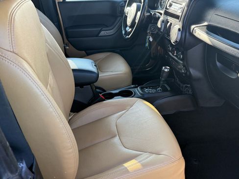 Used 2015 Jeep Wrangler Sport w/ Quick Order Package 24S image 10