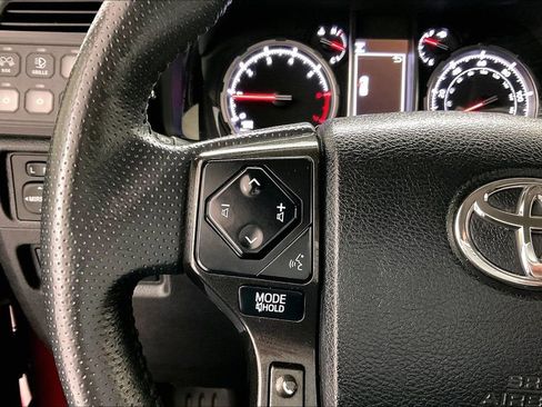 Used 2021 Toyota 4Runner TRD Off-Road Premium image 11