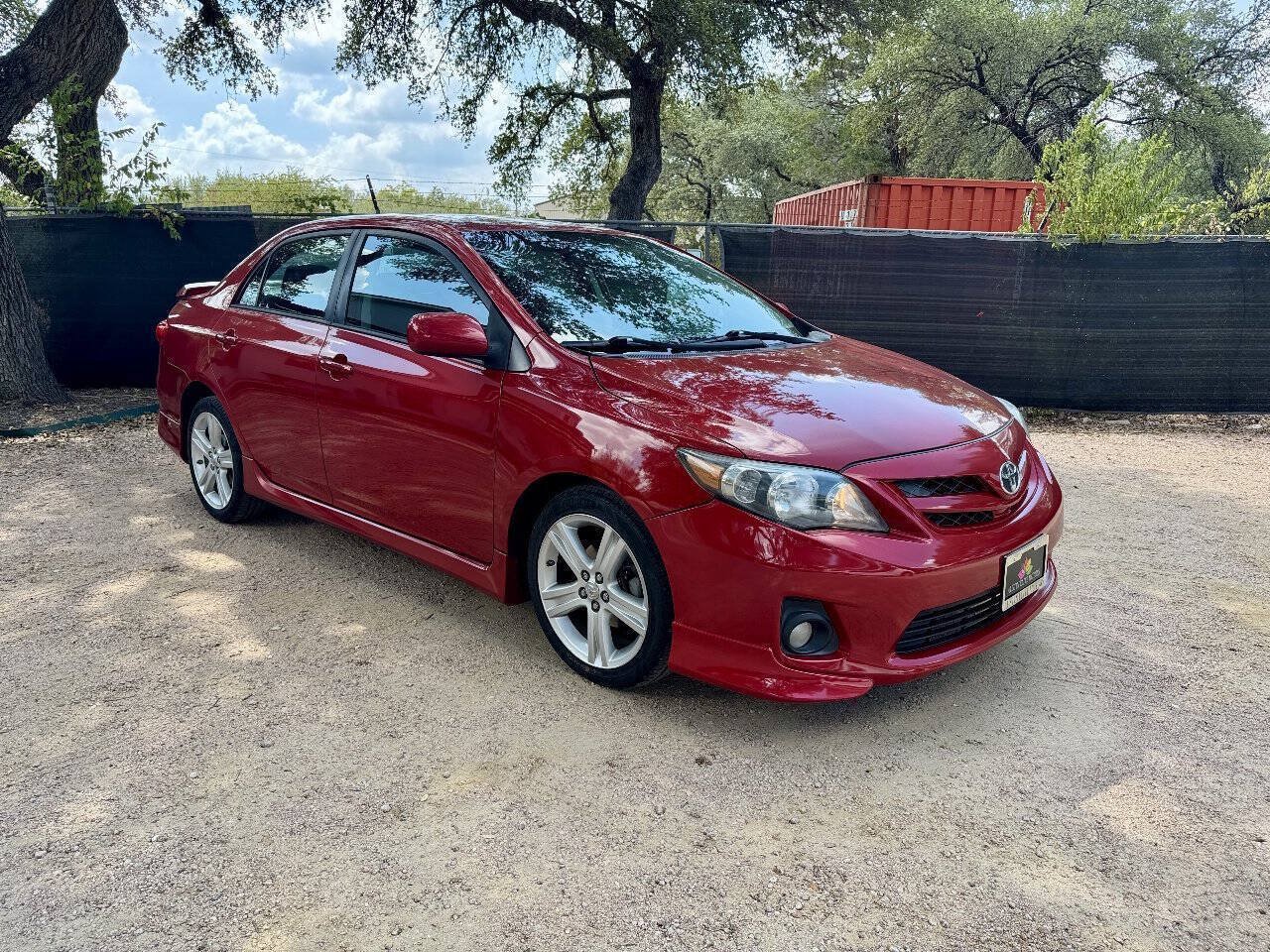 Used 2013 Toyota Corolla S w/ Premium Pkg FWD image 3