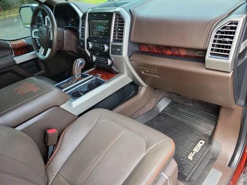 Used 2015 Ford F150 King Ranch w/ Equipment Group 601A Luxury AWD/4WD image 11