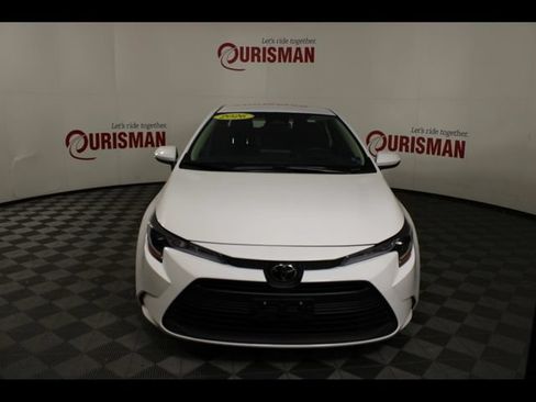 Used 2026 Toyota Corolla LE w/ LE Premium Package FWD image 13