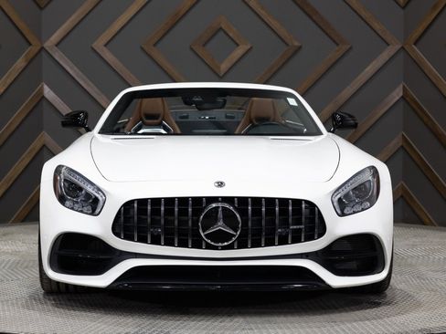 Used 2018 Mercedes-Benz AMG GT Roadster w/ Exclusive Interior Package image 13