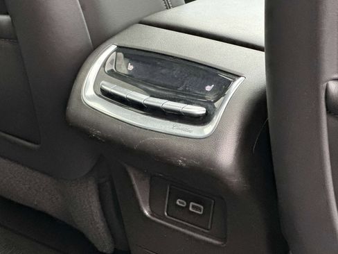 Used 2024 Cadillac XT6 Premium Luxury w/ LPO, Floor Liner Package AWD/4WD image 13