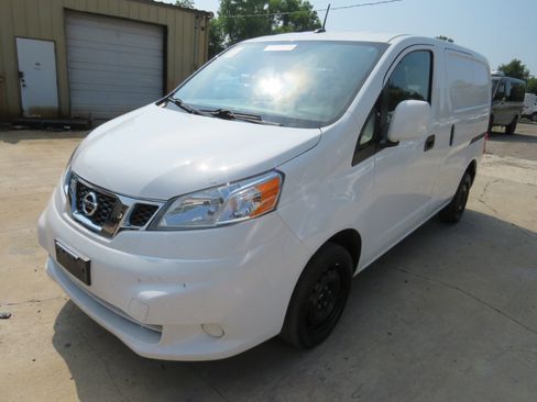 Used 2020 Nissan NV200 SV w/ Sliding Glass Door Package image 1