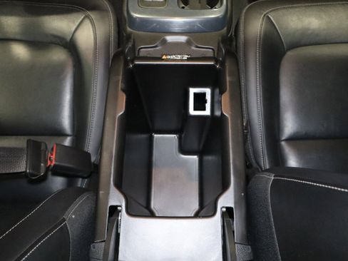 Used 2022 Chevrolet Colorado Z71 w/ Z71 Midnight Edition image 27