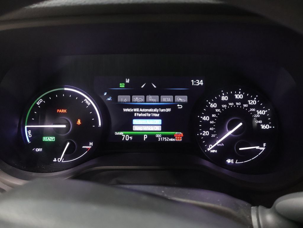 Used 2025 Toyota Sienna LE FWD image 37