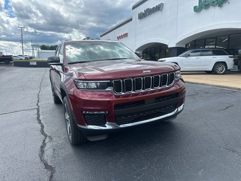 New 2025 Jeep Grand Cherokee L Limited image 2