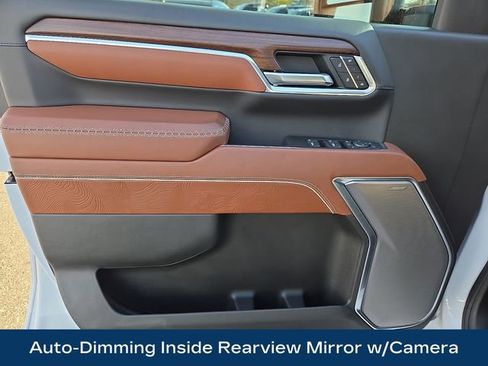 Used 2025 GMC Sierra 3500 Denali Ultimate image 17