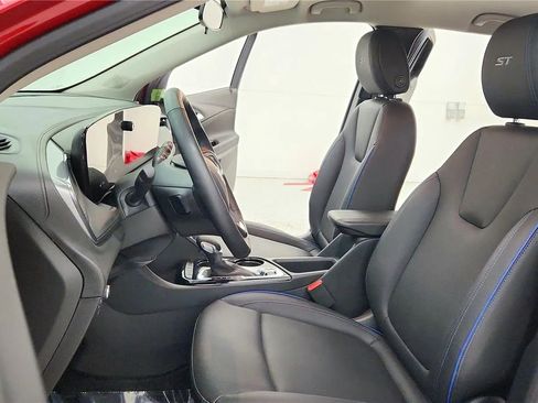 Used 2026 Buick Encore GX Sport Touring w/ Advanced Technology Package FWD image 27